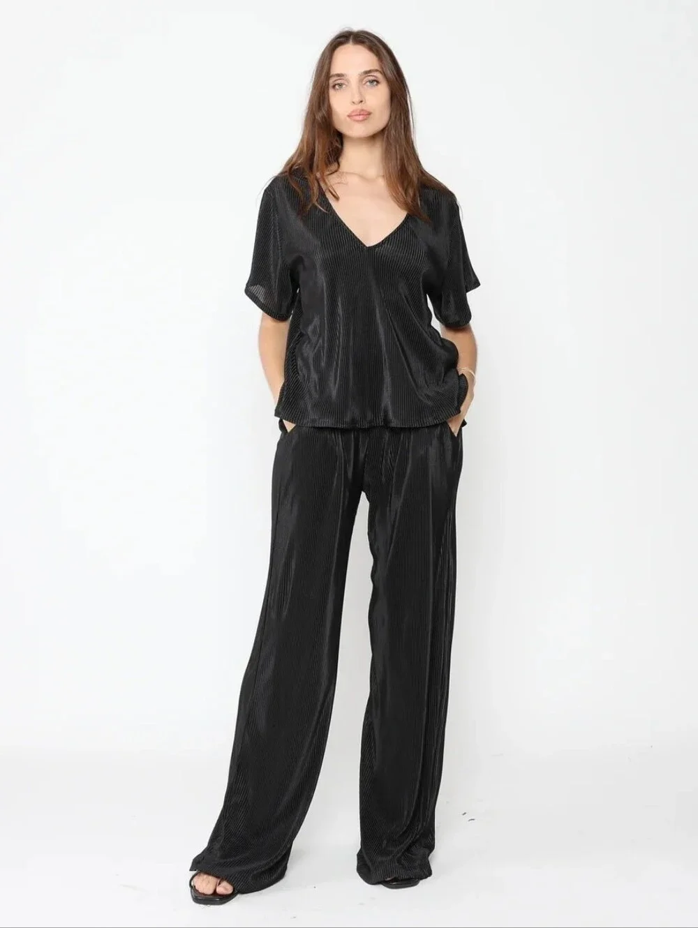 Ripley Rader Black Micropleat Longe Pants